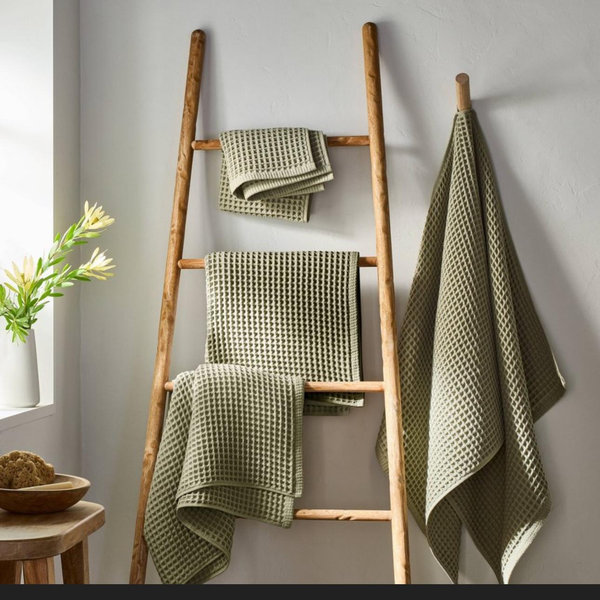 Waffle Hand Towel Olive Sage - Casaluna™