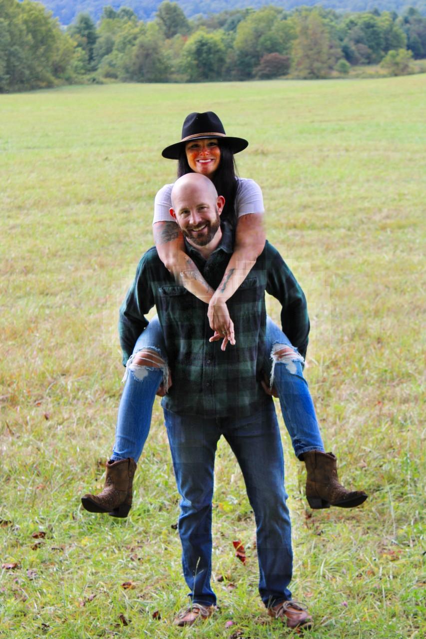 The Wedding Website of Ashley Vehnekamp and Nicholas Findley