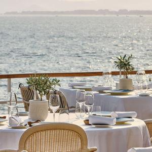 Honeymoon—Dinner at Hotel Du Cap-Eden-Roc