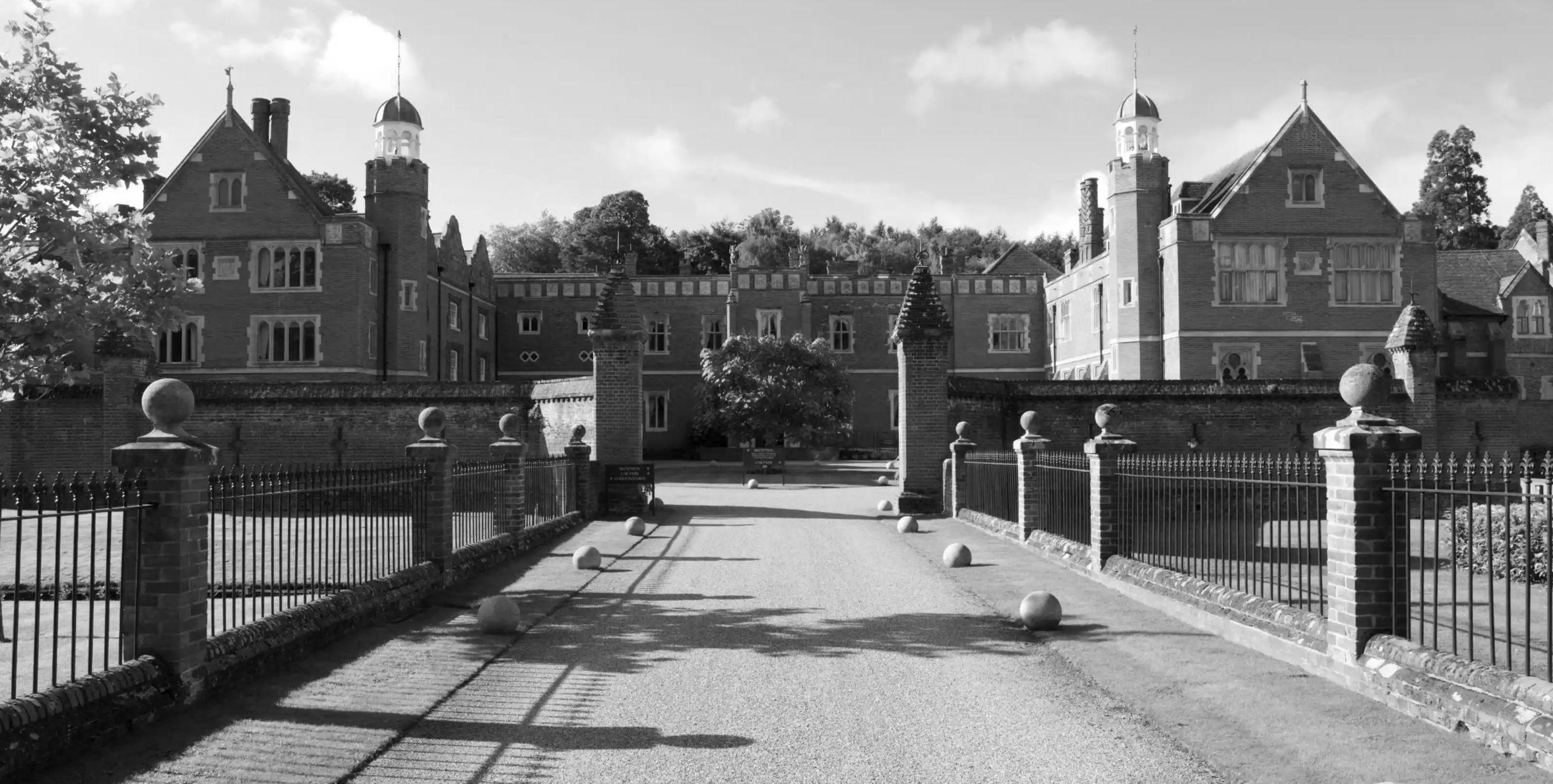 The Wedding Website of ellie thienel and ben govey