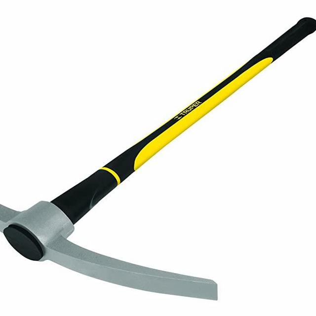Truper 31646 Railroad Pick, Fiberglass Handle, 6-Pound, 36-Inch