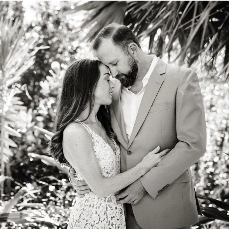 We said "I do".
Grace Bay, Turks and Caicos.
March 2022.