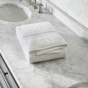 Turkish Cotton 800-Gram White Bath Towel