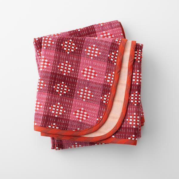 Damask + Parfait Throw