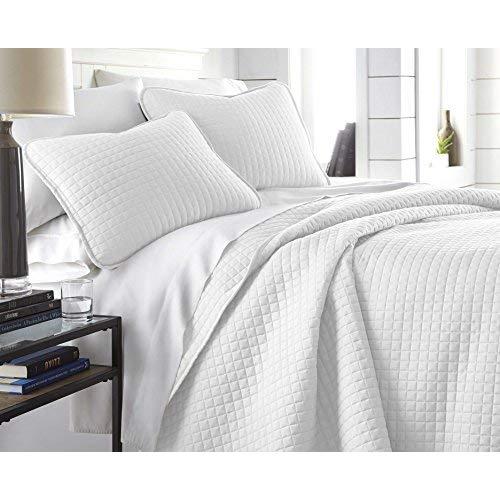Southshore Fine Linens - Vilano Springs Oversized 3 Piece Quilt Set, Full/Queen, Bright White