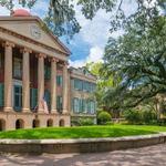 Explore the College of Charleston Campus