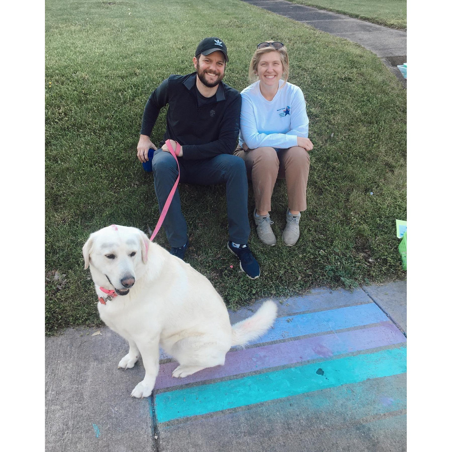 At the beginning of the pandemic, we headed to my mom's house to help with some friendly sidewalk chalk messages.
Peep Edith's eyebrows!