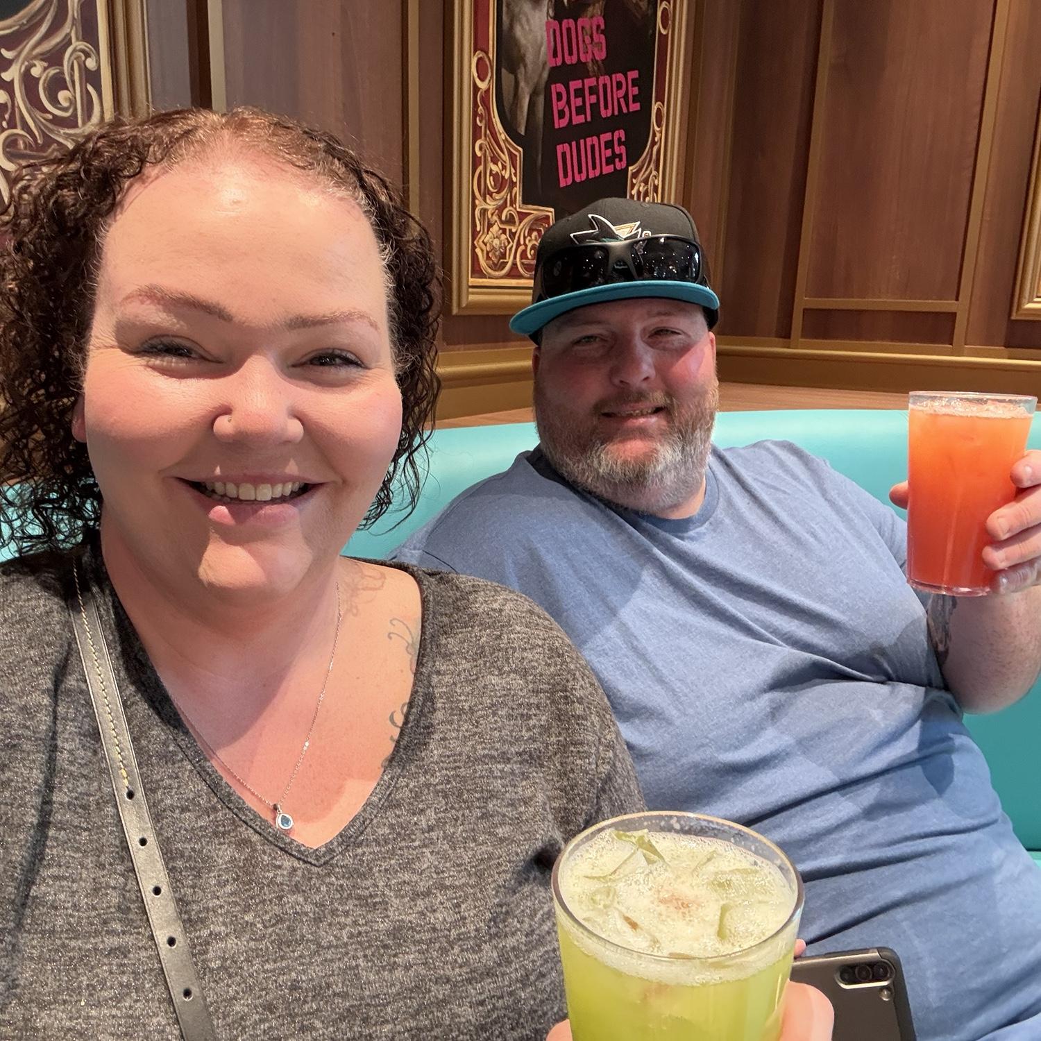 Those cruise ship drinks hit different!!