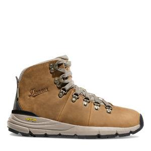 Her Hiking Boots | Danner Mountain 600