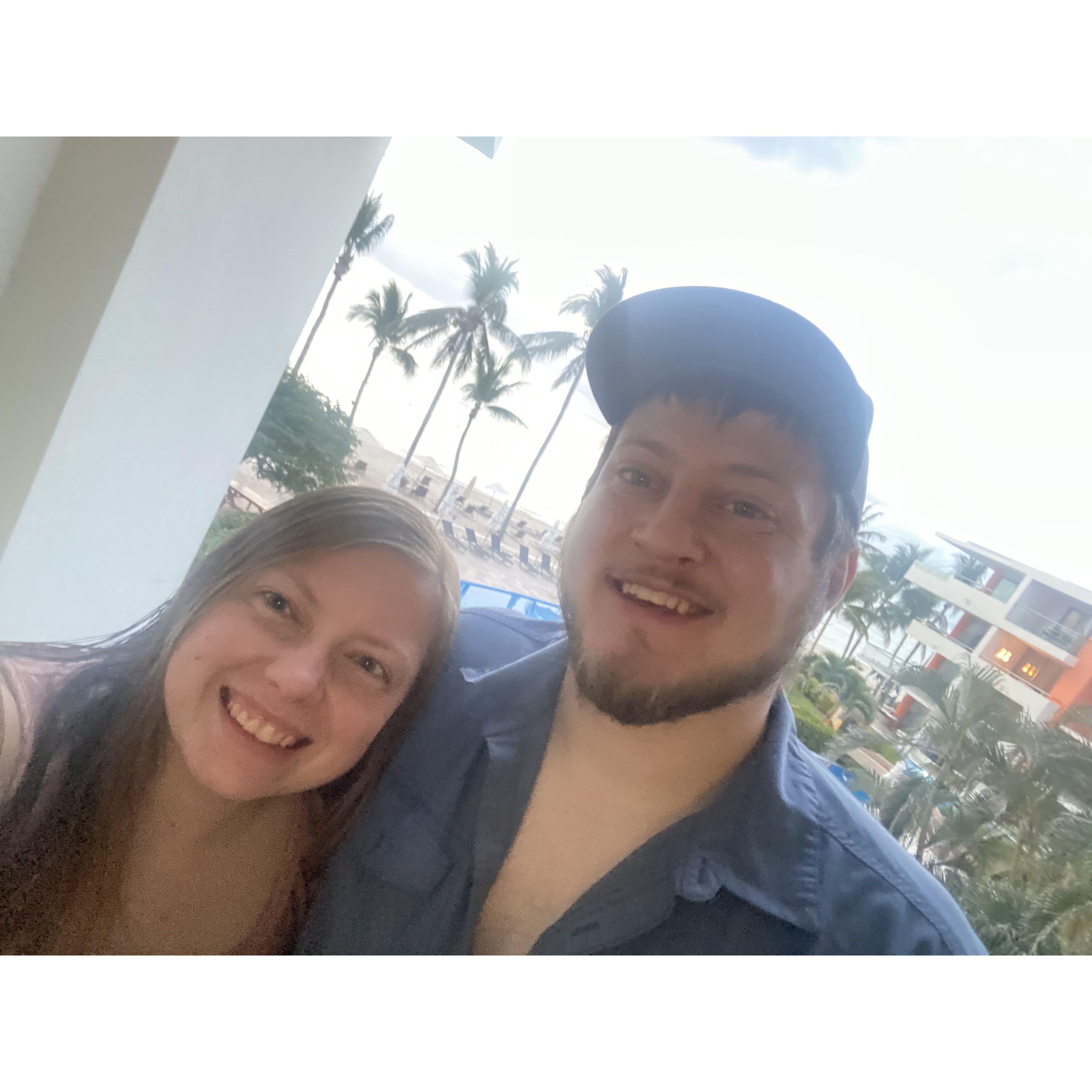 Last time we saw Kyle's hat since he forgot it at our resort in Cozumel ;)