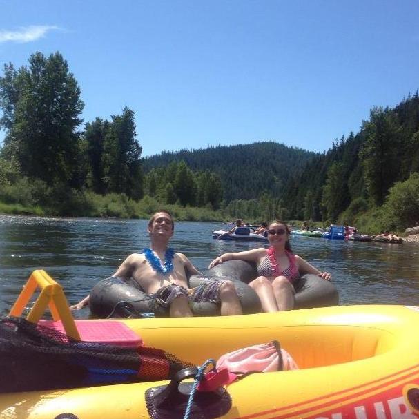 The float trip where Ali met Matt's family!