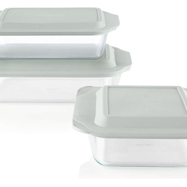 Pyrex Deep 3-Pack Glass Baking Dish Set (9"x13", 7"x11", 8"x8") With BPA-Free Lids, Rectangular Glass Bakeware, Dishwasher, Microwave, Freezer & Pre-Heated Oven Safe