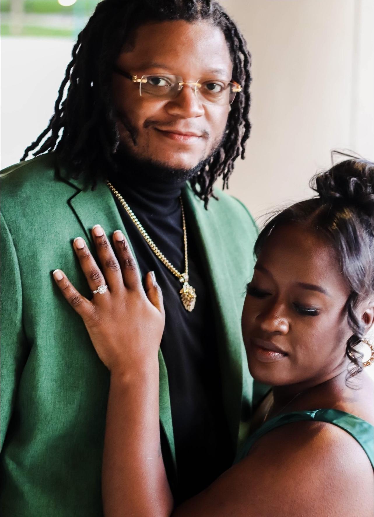 The Wedding Website of Amber Gayden and Alton Smith