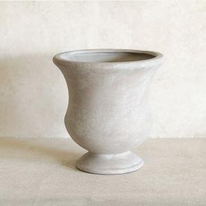 English Urn