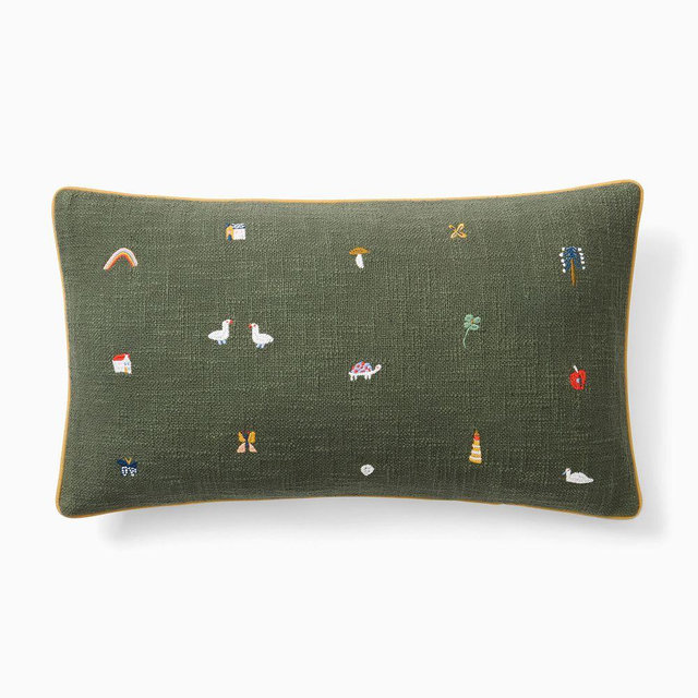 Emma Chamberlain Icon Pillow Cover, 12"x21", Green
