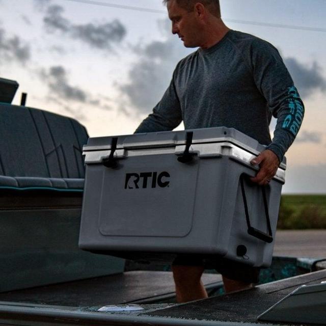 52 QT Ultra-Light Cooler