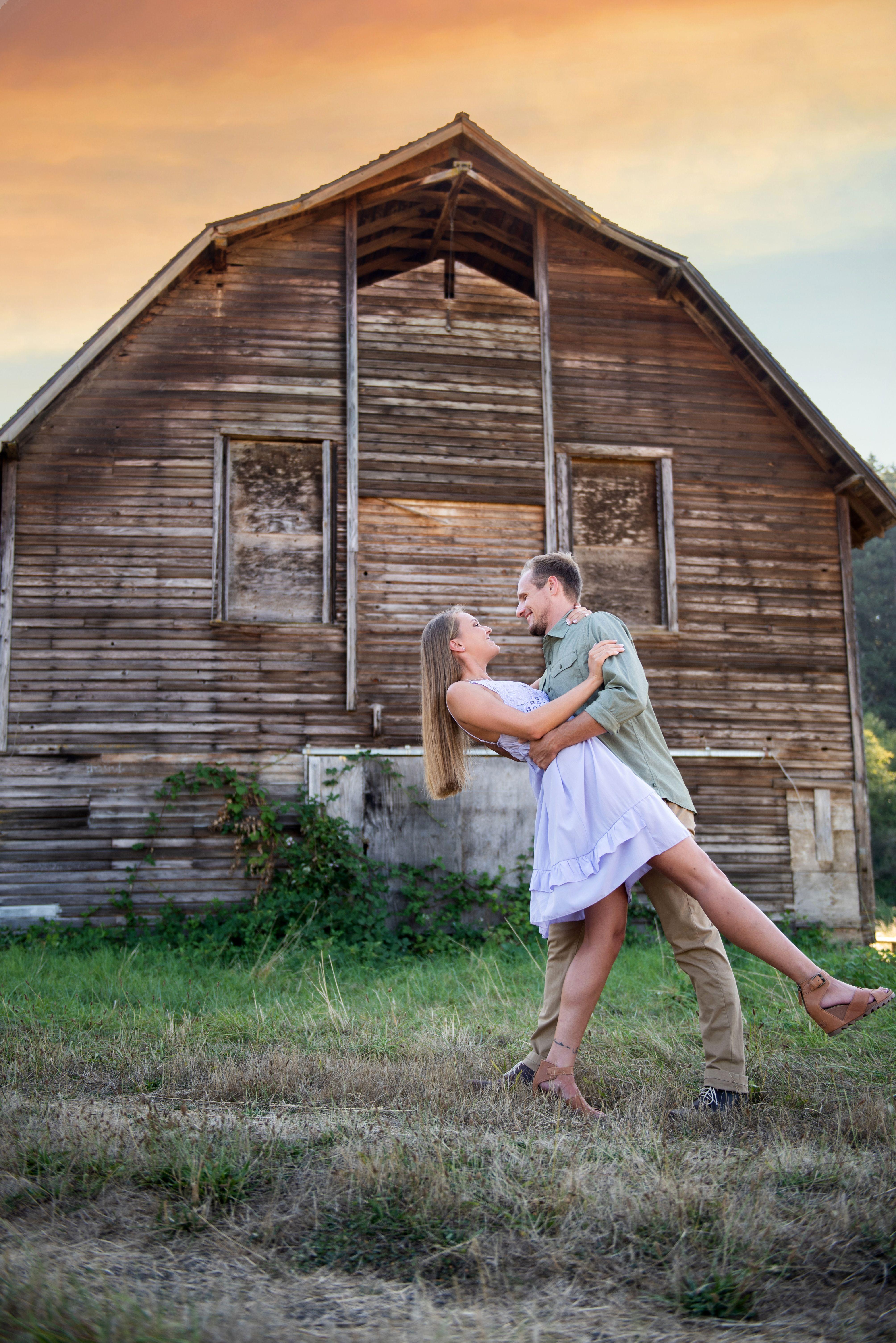 The Wedding Website of Monica Debord and Travis Baker