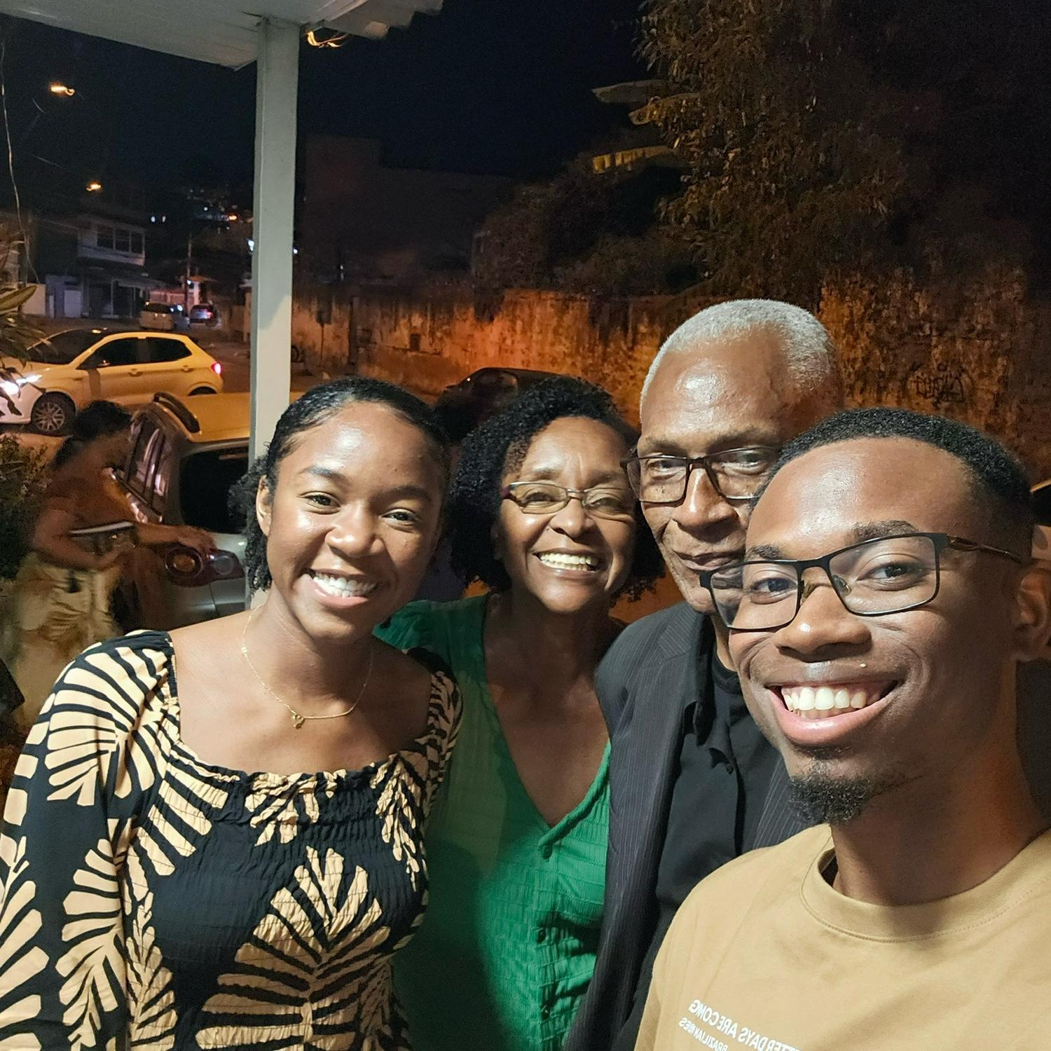 First time Brenton met Sara’s parents 🤎