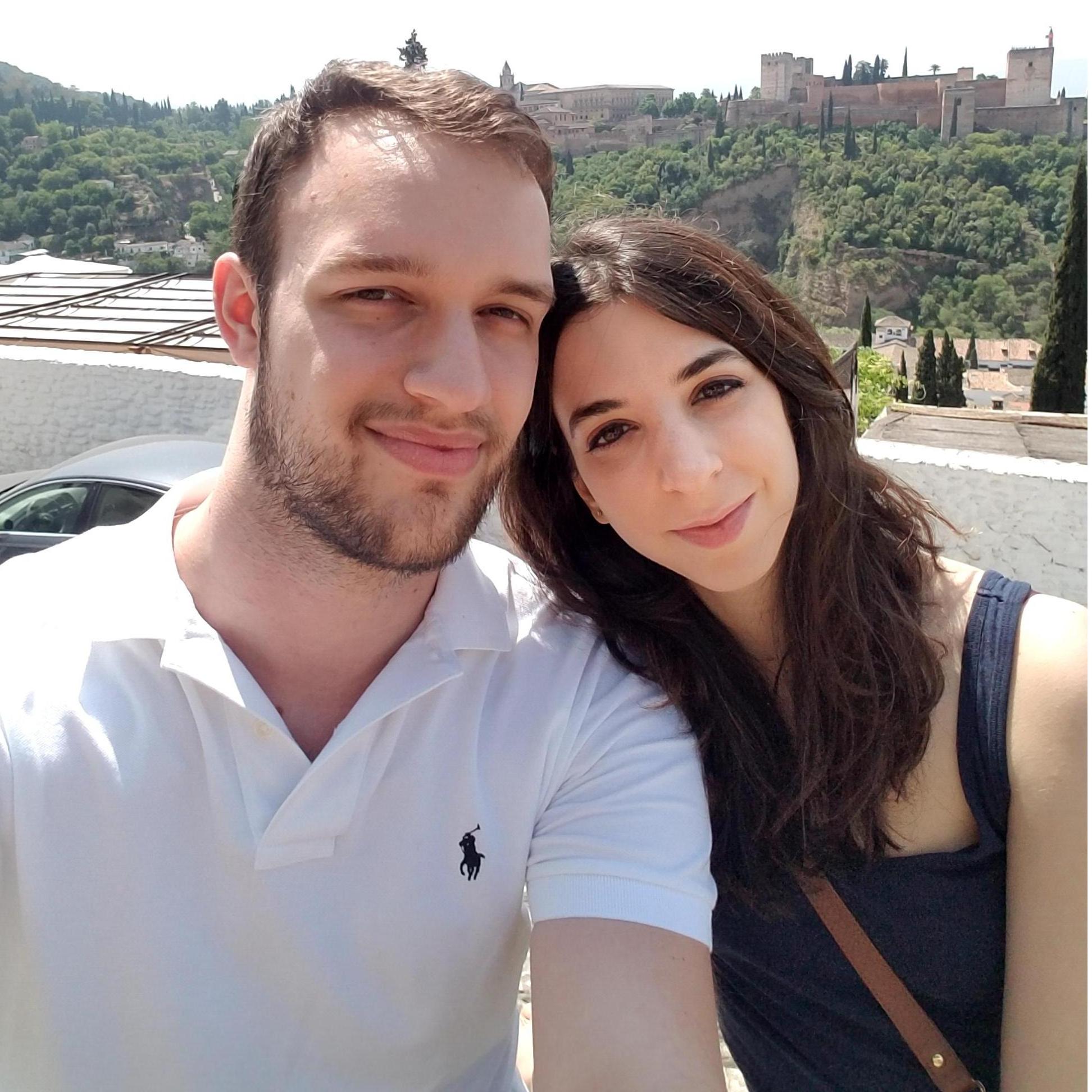 On el Mirador San Nicolás overlooking the Alhambra in Granada, Spain. 😍✨