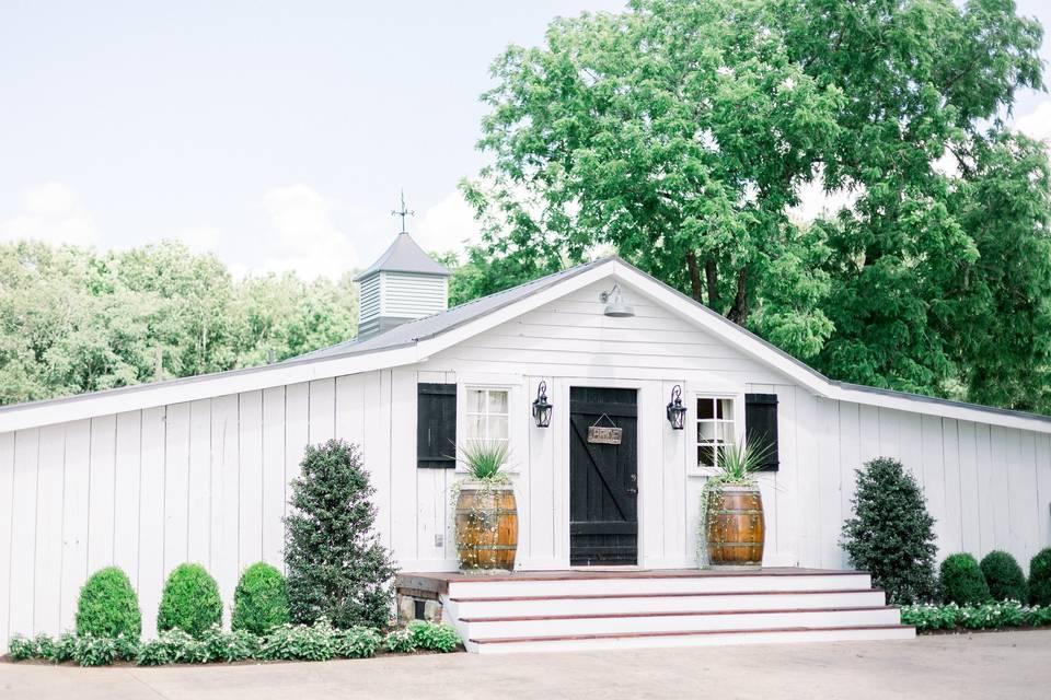 The Wedding Website of Courtney Leonarkis and Donnie Hevener