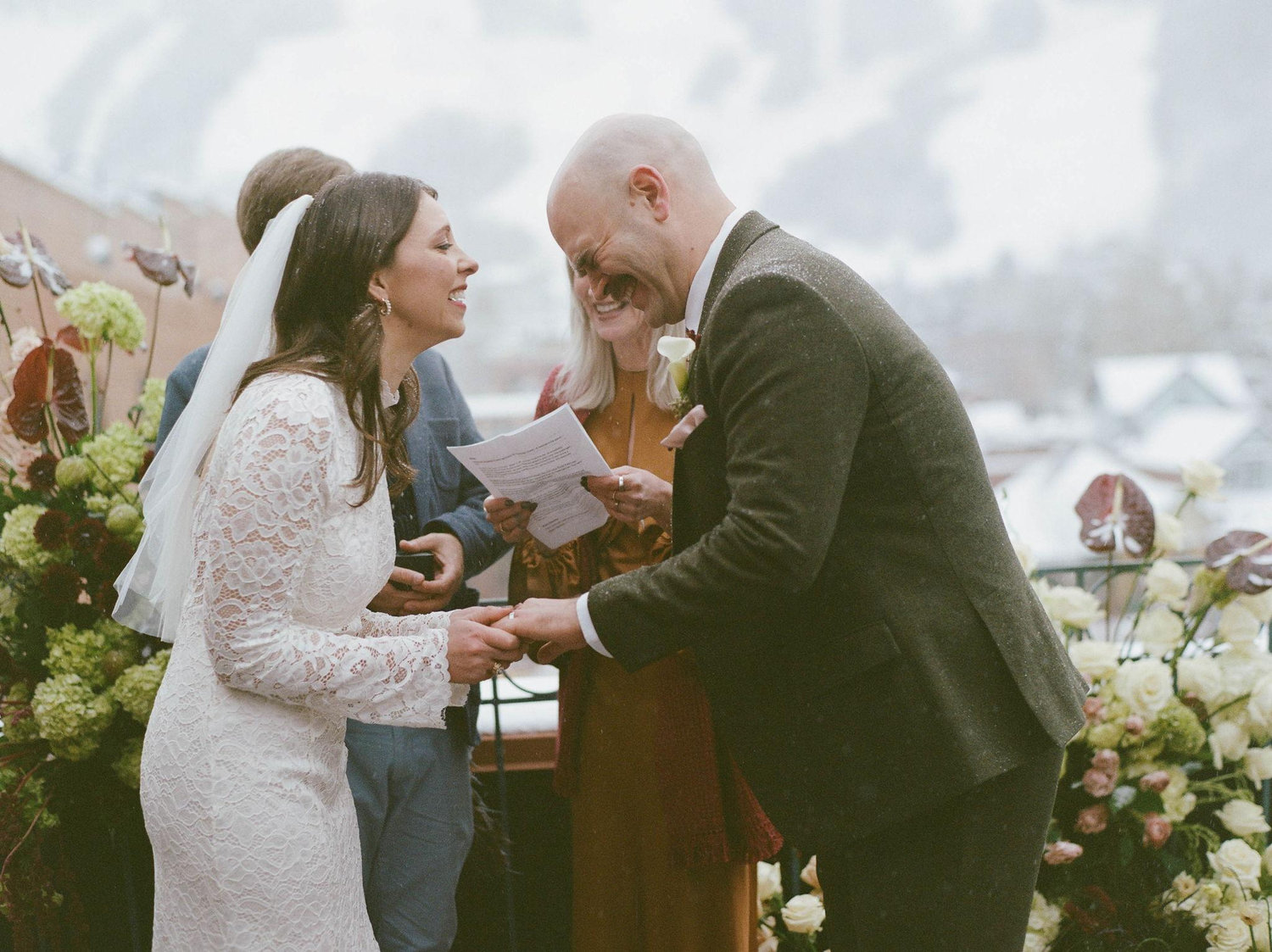 The Wedding Website of Louis Kauffman and Jill Donahoe
