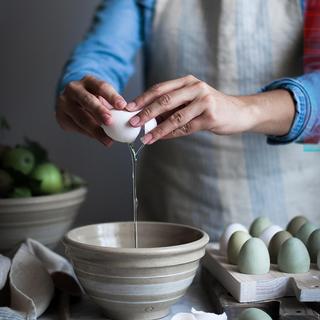 Yellowware Baking Bowl