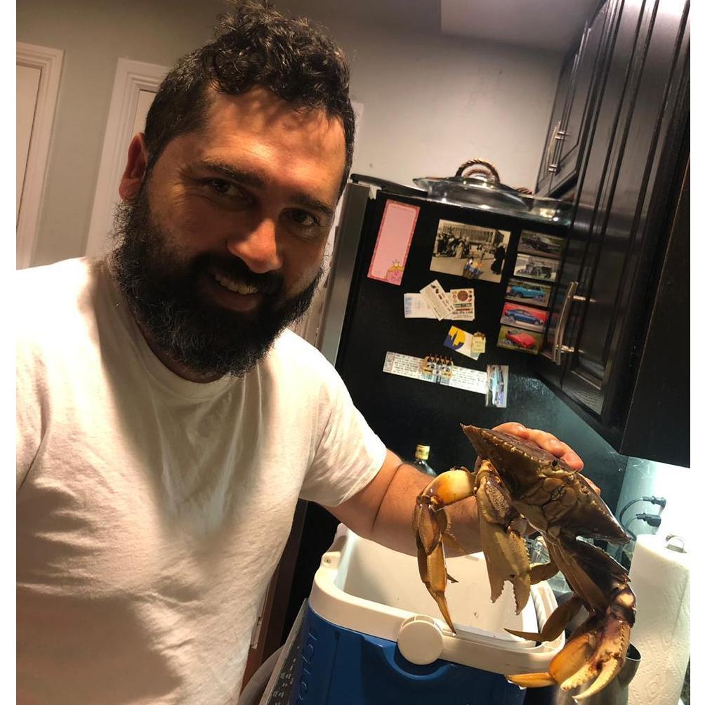 Mi chef personal! Definitivamente la comida es un gusto que compartimos (y evidentemente disfrutamos).