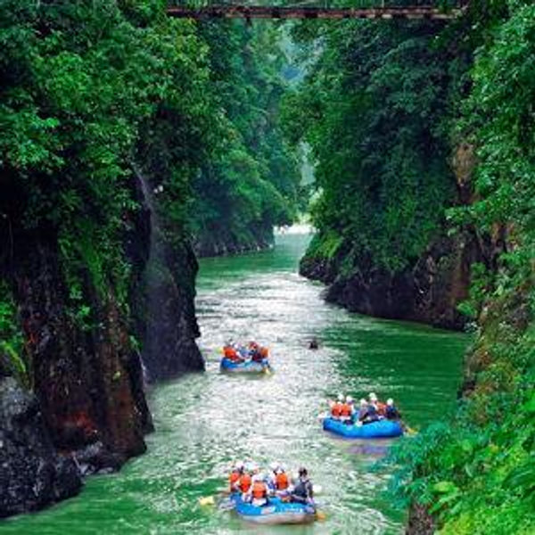 Costa Rica: River Rafting