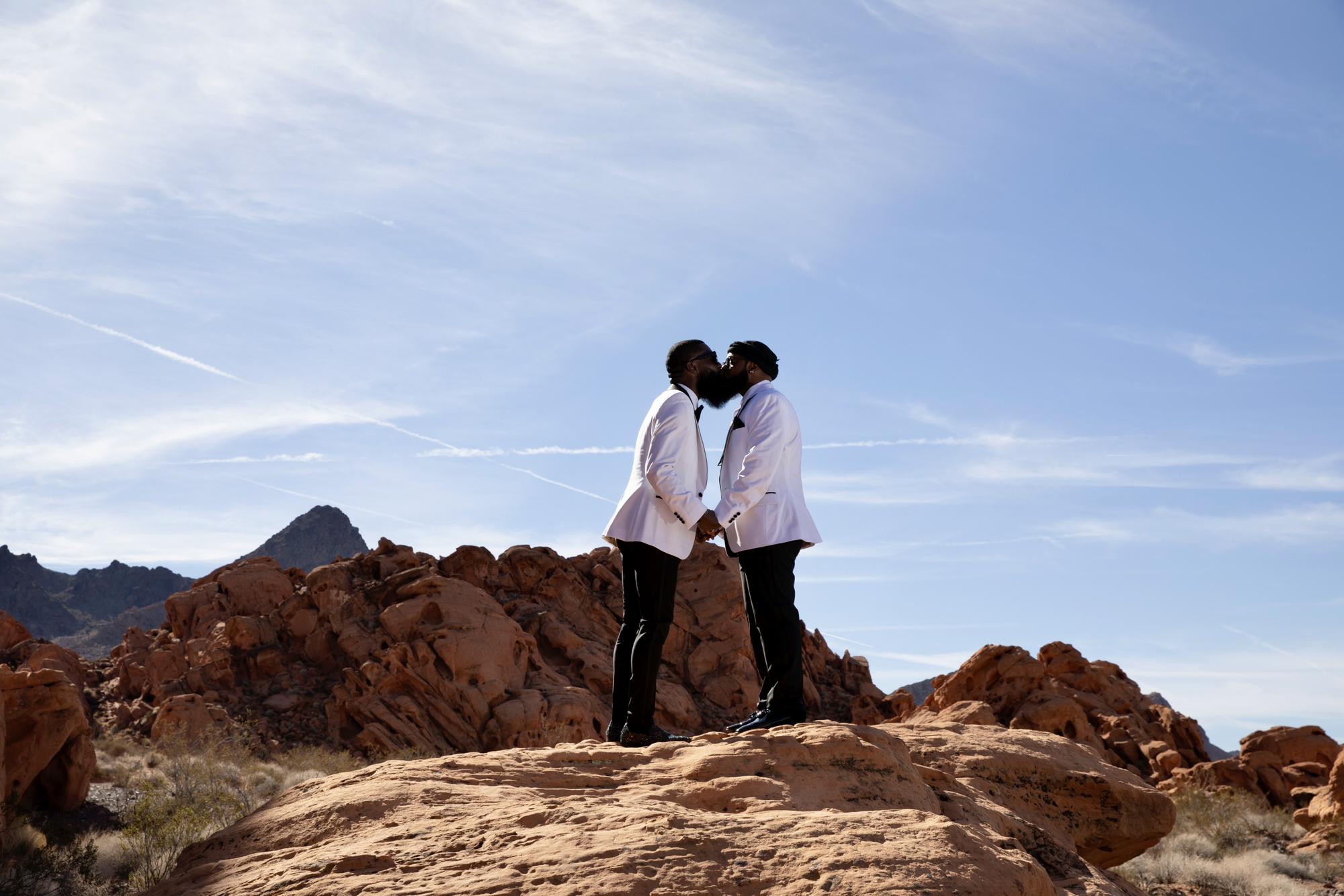 Wedding Day 
Las Vegas, Nevada (Fire Rock)
11/11/22 
The Devlins