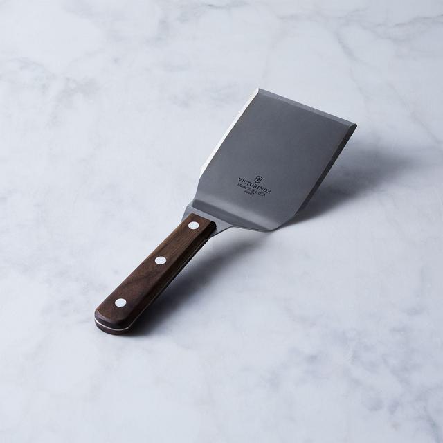 Swiss Classic Walnut Turner