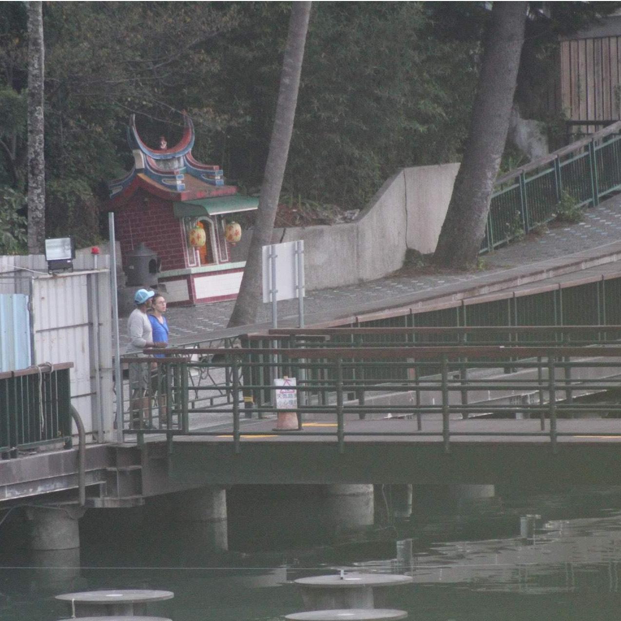 The locked gate we had to jump to get onto the dock.