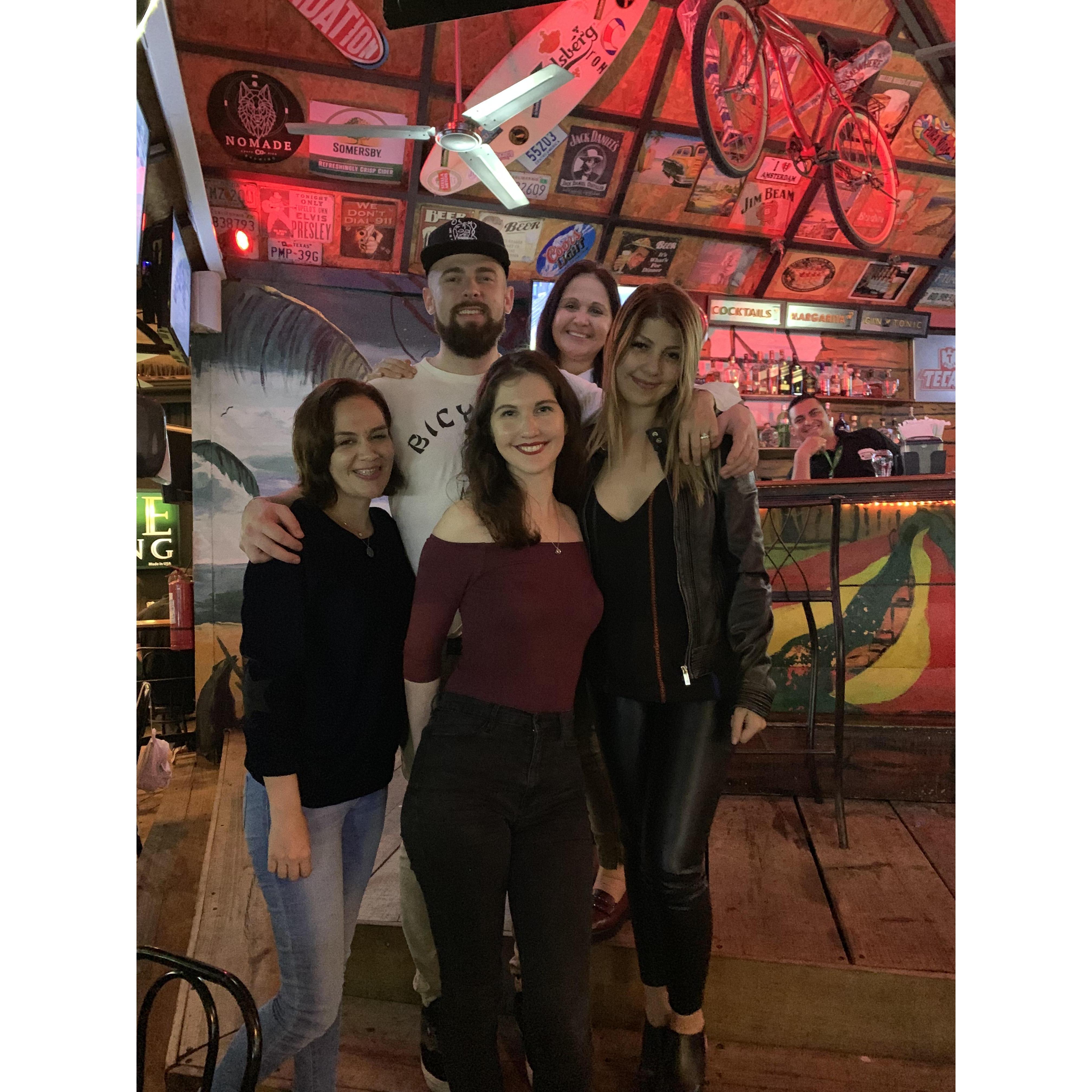 Visit to Costa Rica!
From left to right:
Monica (Bride's Aunt), Jeff (Groom), Cynthia (Bride's mother), Nicole (Bride), Fernanda (Bride's cousin)