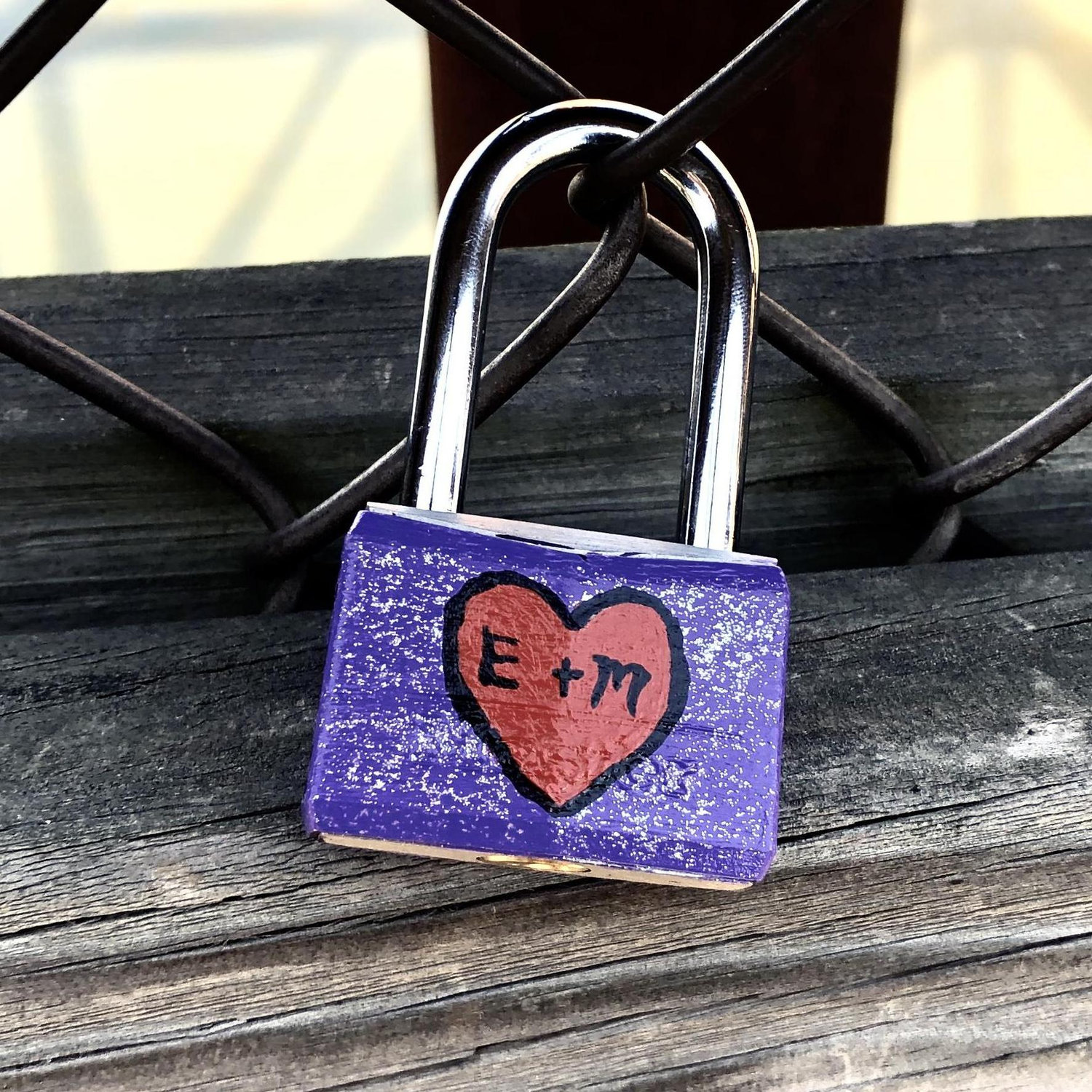 Matt and Elizabeth decorated a lock to place on the bridge where they shared their first kiss on Percival's Island. This is where Matt brought Elizabeth to pop the question.