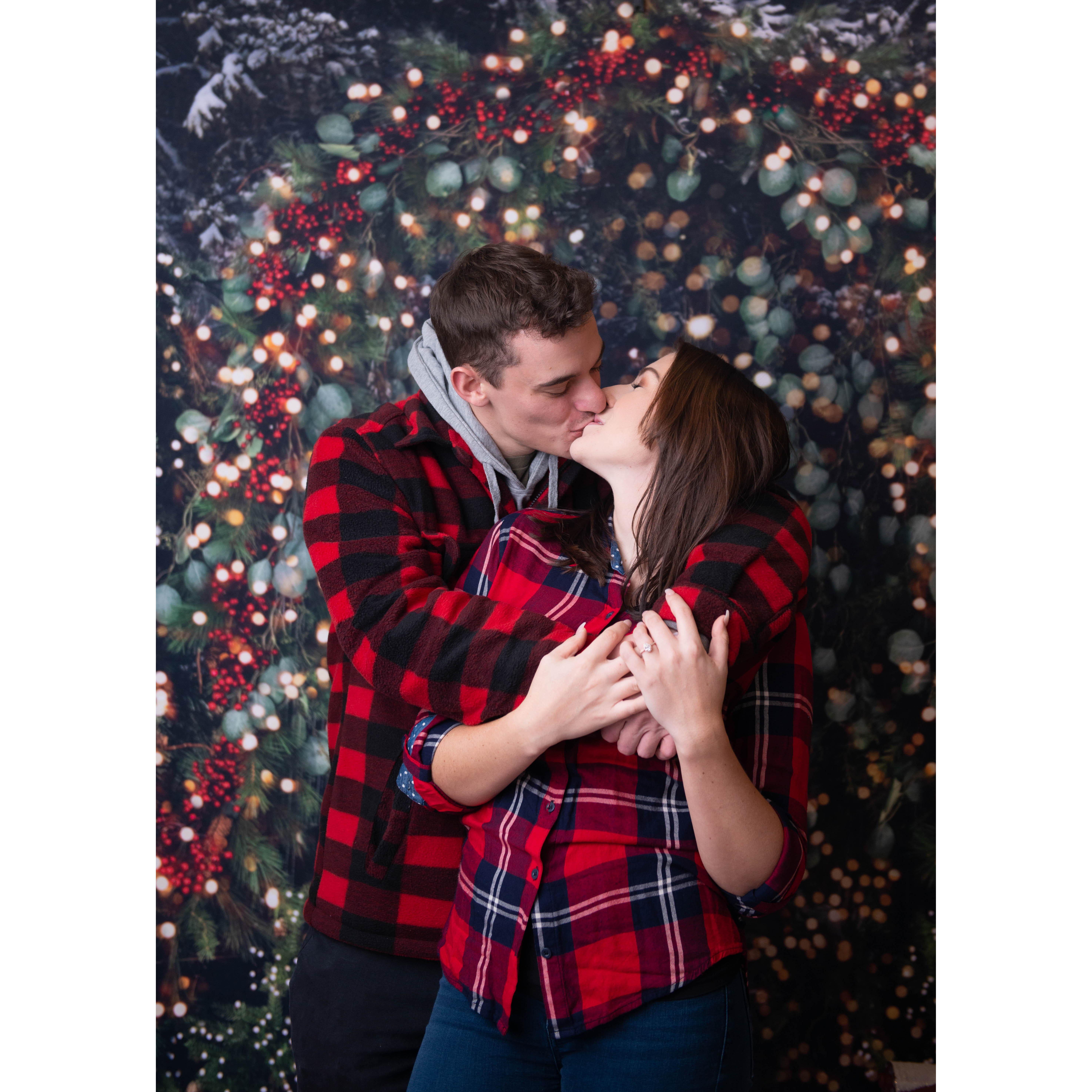 Christmas Engagement Photos 2022