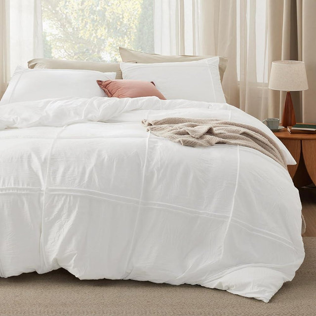 Bedsure Grid Boho Duvet Cover Queen Size - Shabby Chic Tufted Boho Bedding Set, 3 Pieces Shabby Chic Home Bedding for All Seasons, Includes 1 Queen Duvet Cover & 2 Pillowcases (White, 90" x 90")