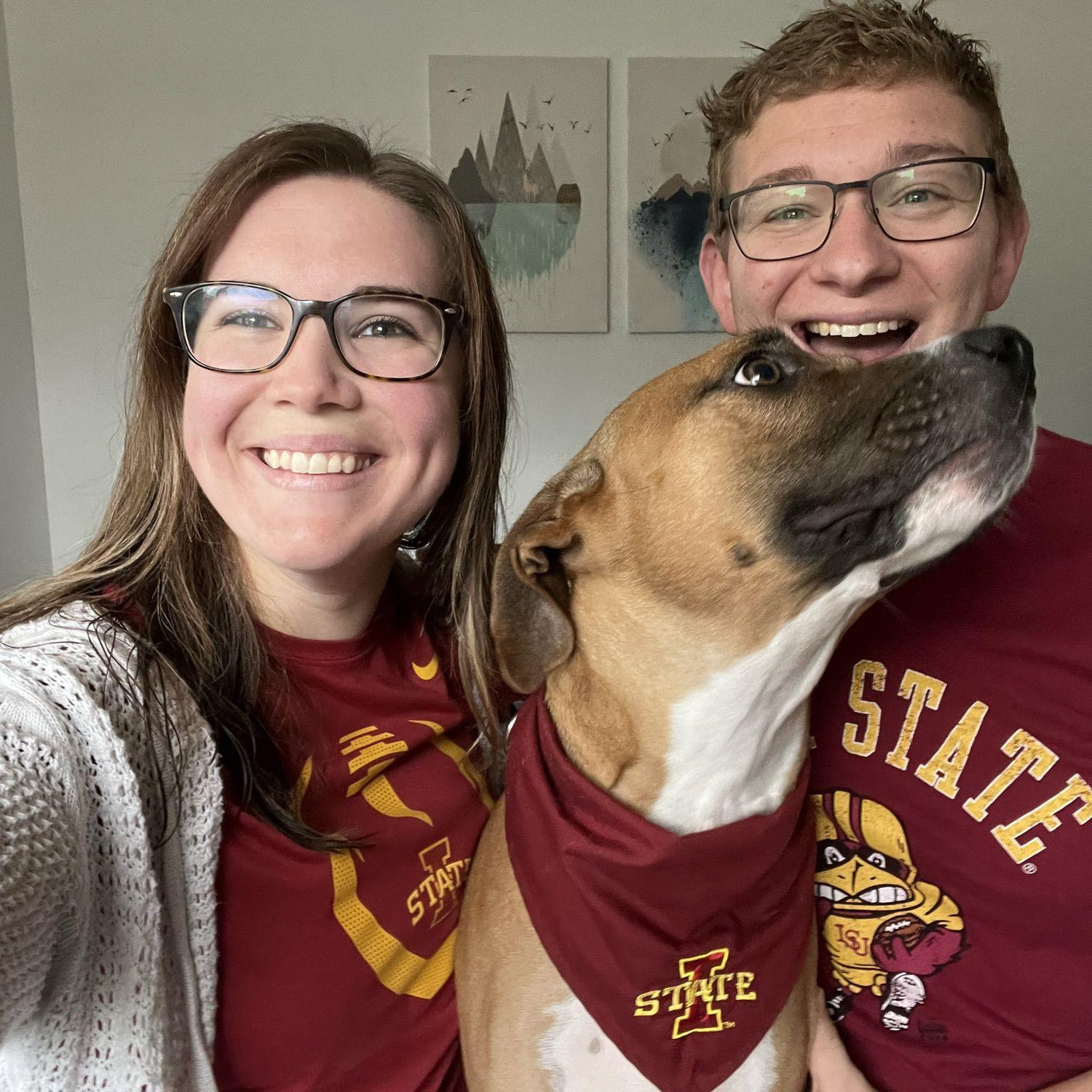 Whole fam is contractually obligated to be Cyclone fans.