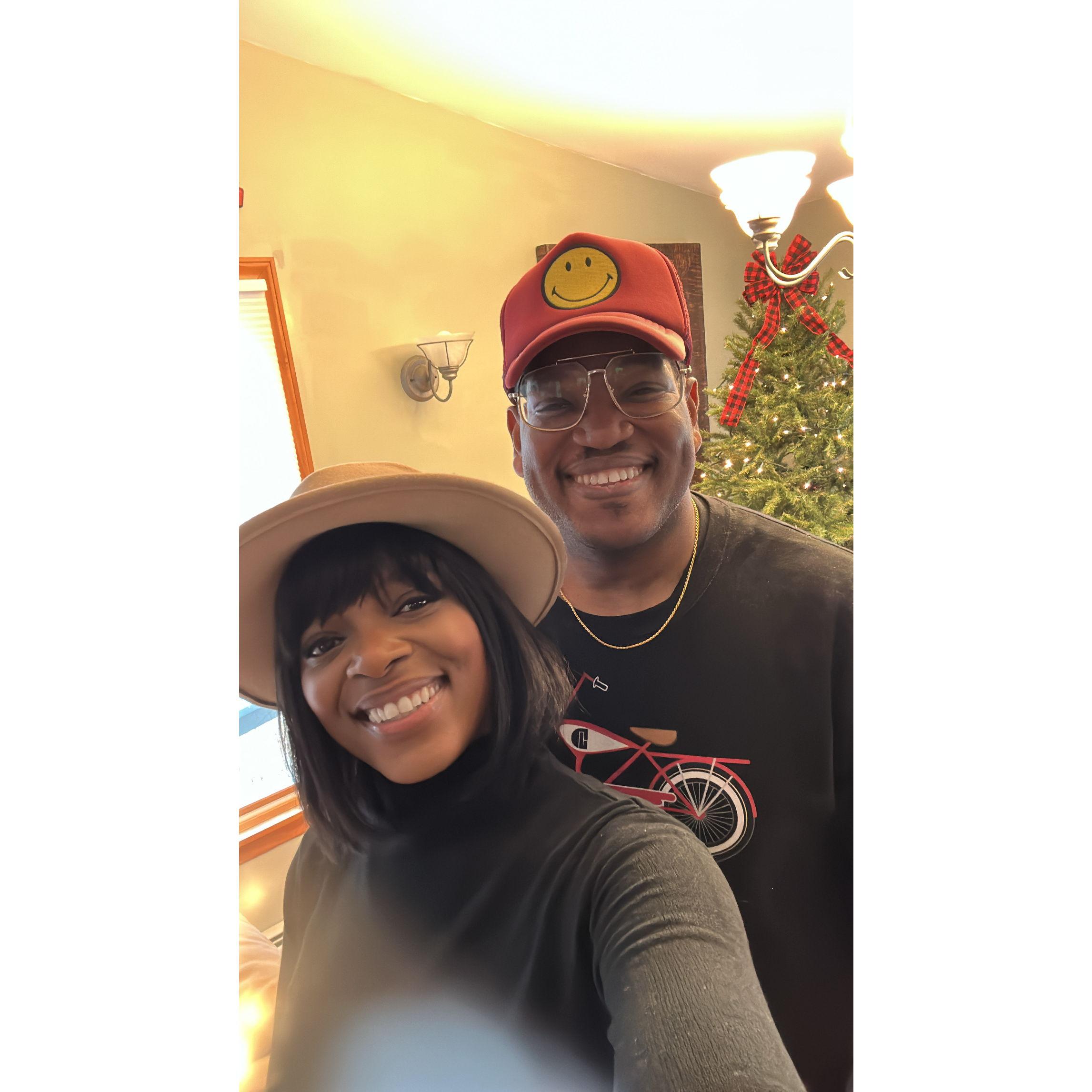 Our first Christmas together! We spent it in Upstate New York with family. We laughed so much! Can't wait for the next one! 🎄🎁