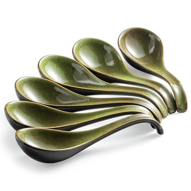 Gomakren Asian Soup Spoons, 6.5 Inch Ceramic Chinese Soup Spoons for Cereal, Ramen, Pho, Noodles, Stews, Christmas Green Kitchen Spoons with Long Handle and Deep Oval Design - Set of 6