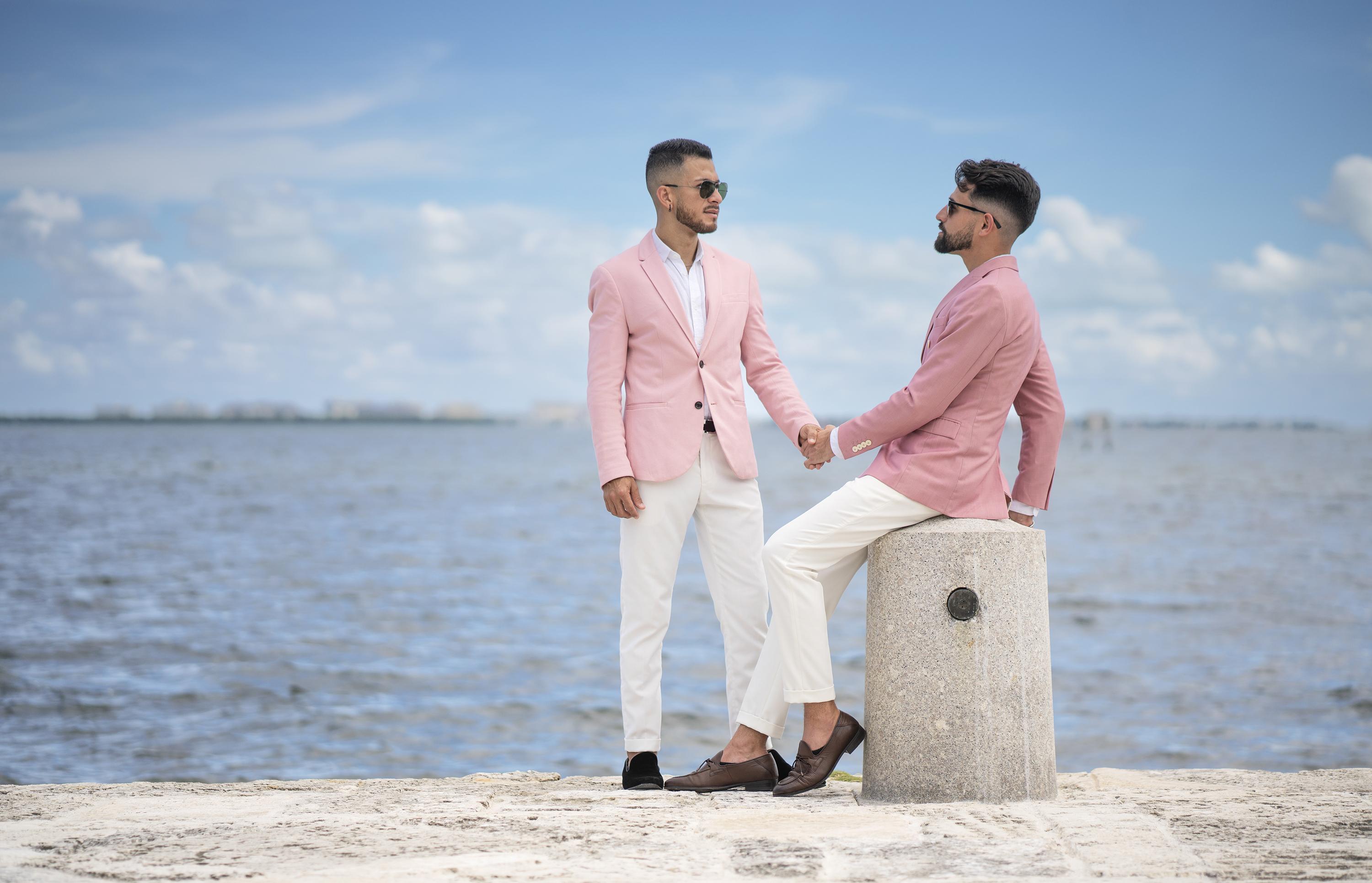 The Wedding Website of Alejandro Garrido and Milton Rosado