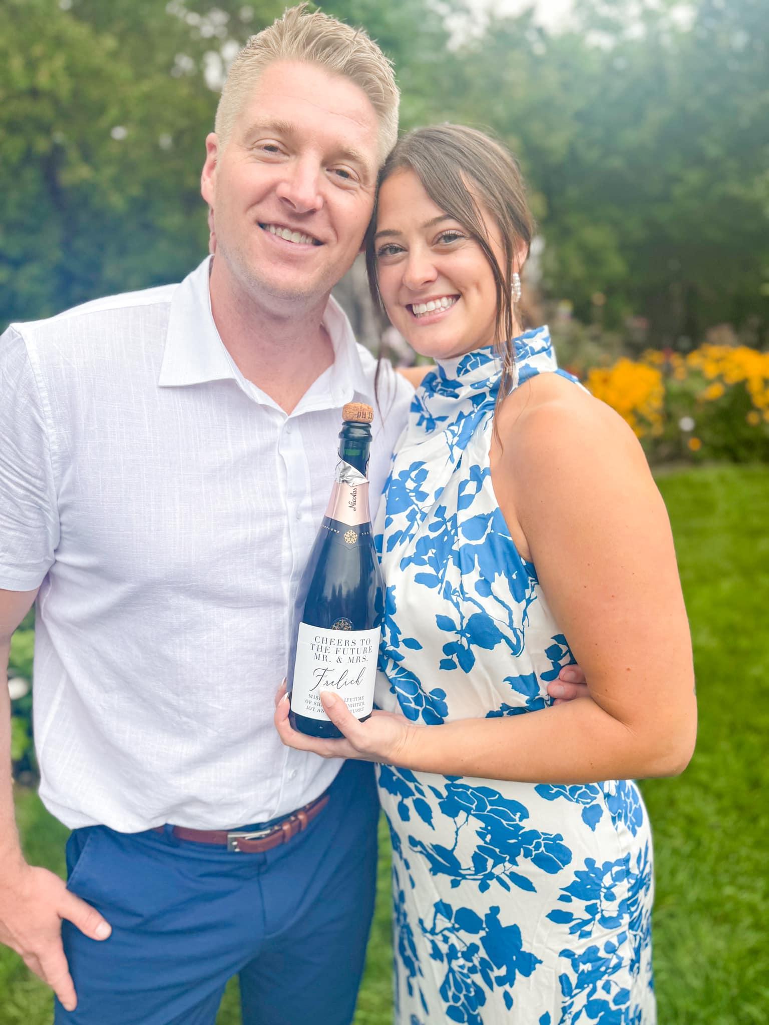 The Wedding Website of Regan Roberts and Jason Frelich