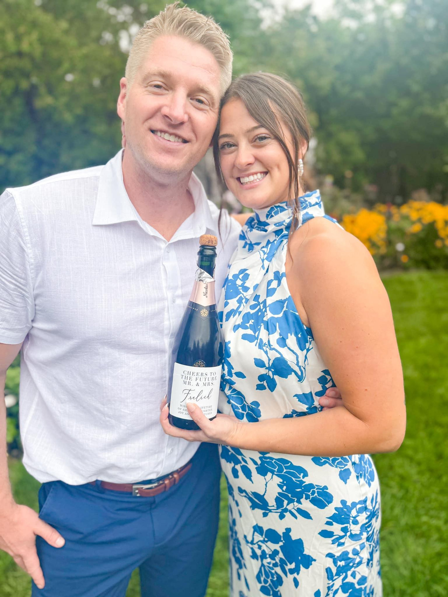 The Wedding Website of Regan Roberts and Jason Frelich