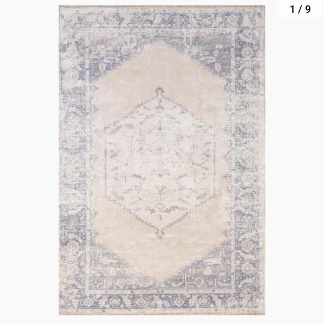 Light Grey Gladys Fringed Vintage Medallion Washable 8' x 10' Area Rug
