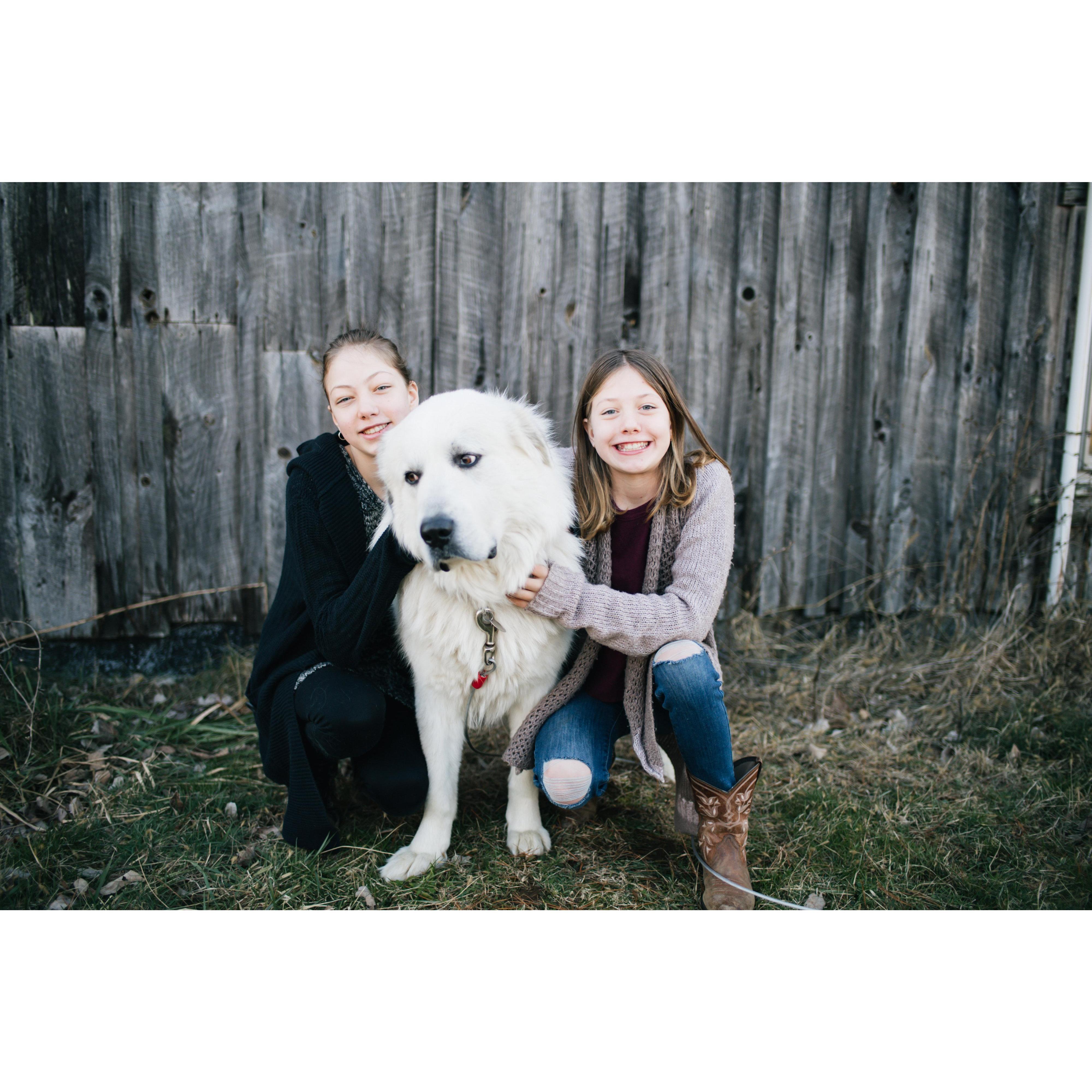 Jeff brings two beautiful daughters Eva 12 (left) Vivian 10 (right) and their big soulful dog, Gus.