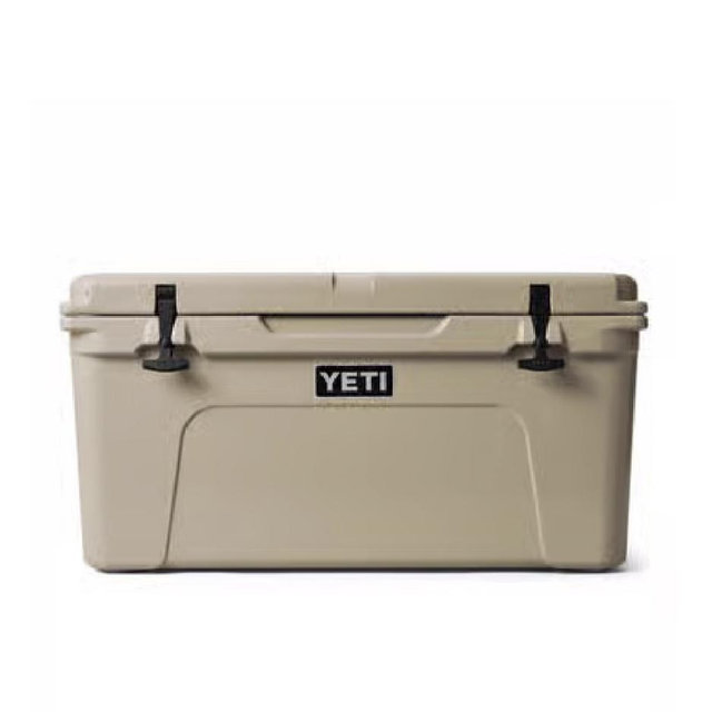YETI Roadie 24 2.0 Rescue Red 22 qt Hard Cooler