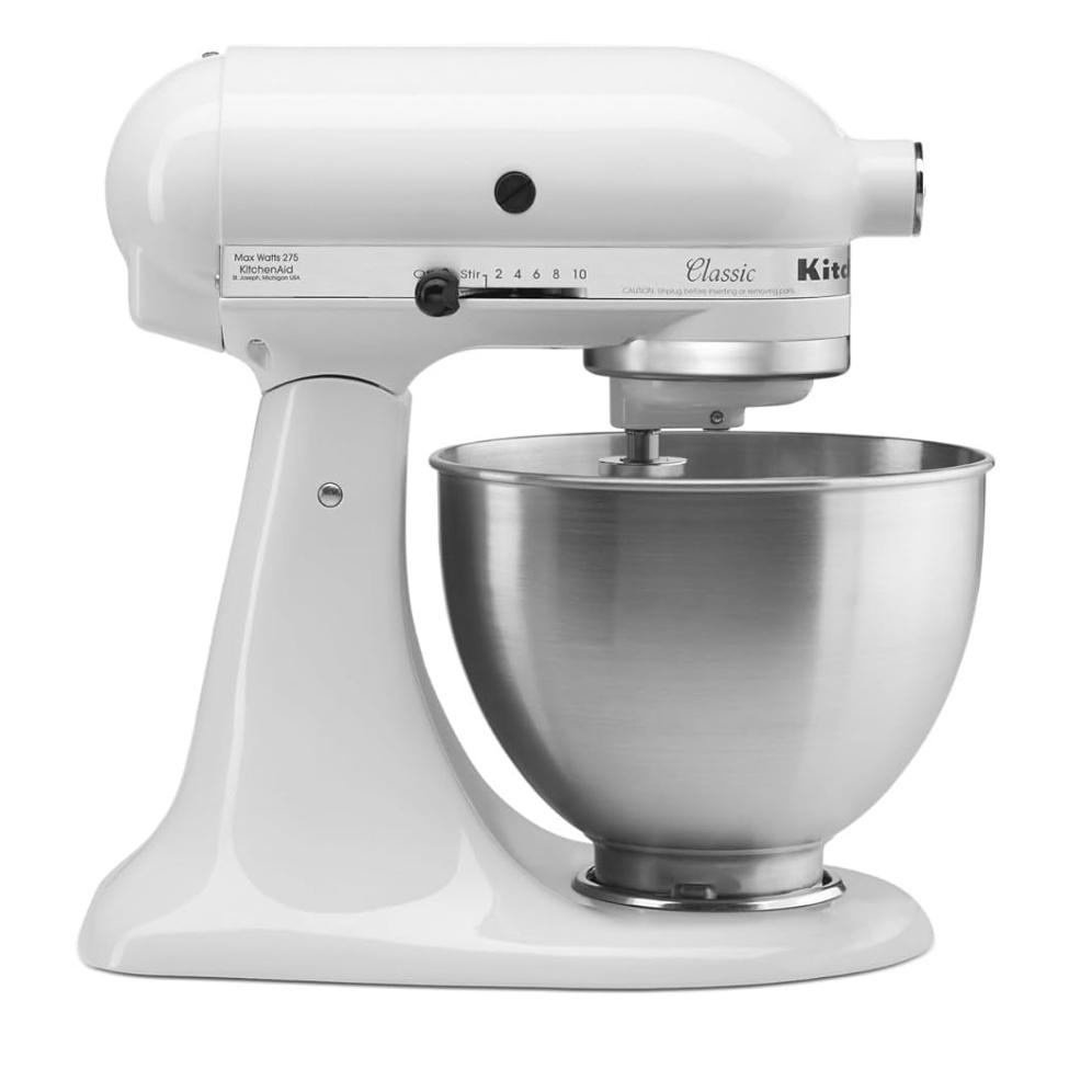 Classic™ Series 4.5 Quart Tilt-Head Stand Mixer White K45SSWH | KitchenAid