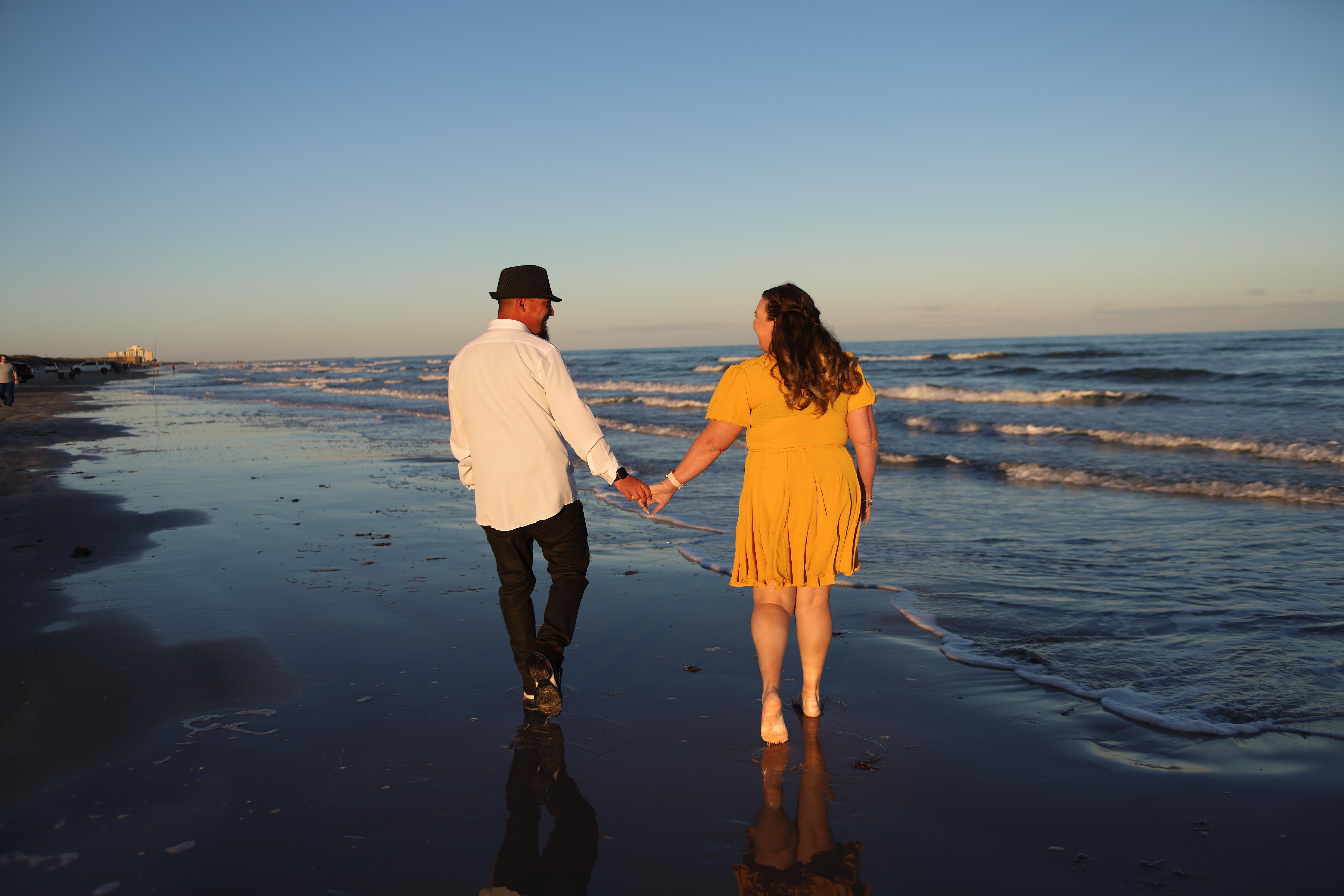 The Wedding Website of Gwendolyn Creacy and Jeffrey Eichler II