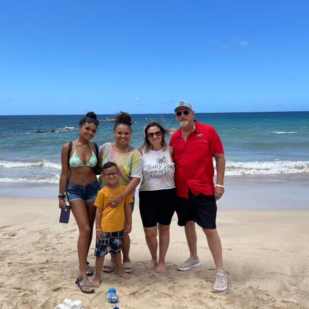 Mike, Miranda, Jordan, Alexis & Aiden ( Family of Groom including sister, brother in law, nieces & nephew)