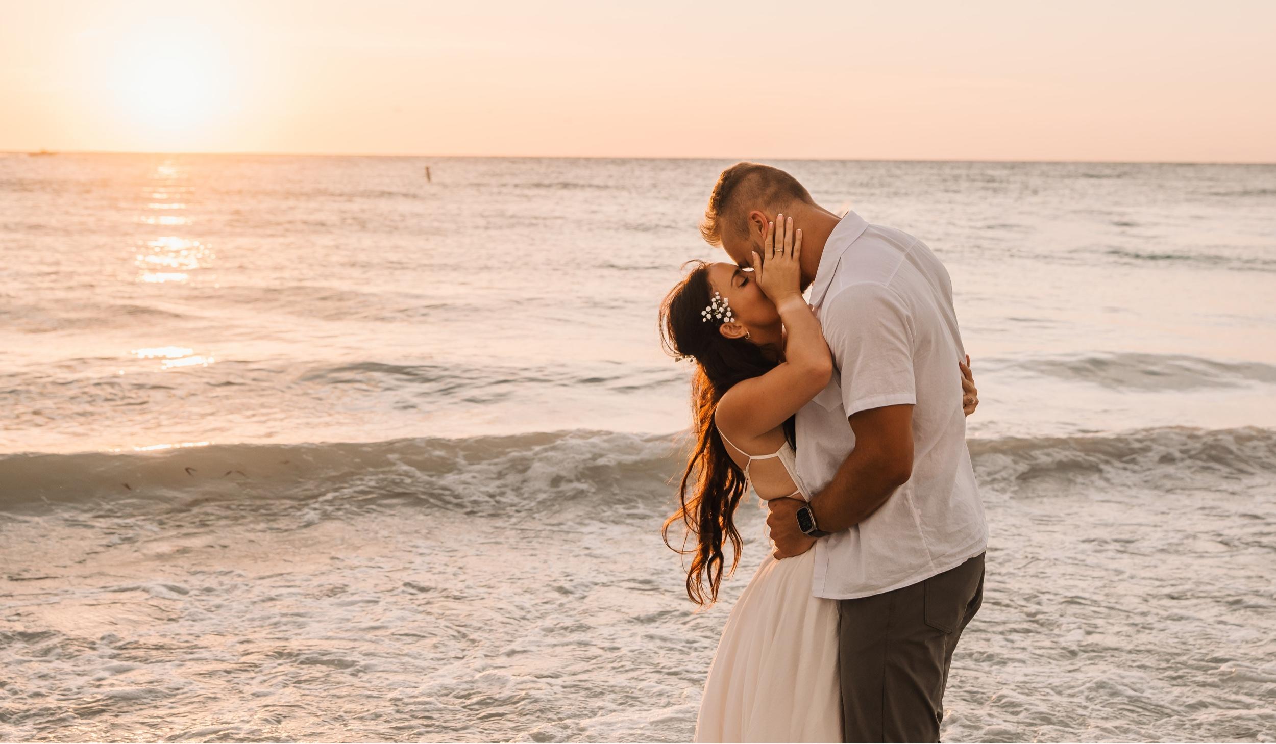 The Wedding Website of Jelly Young and Matt Phillips