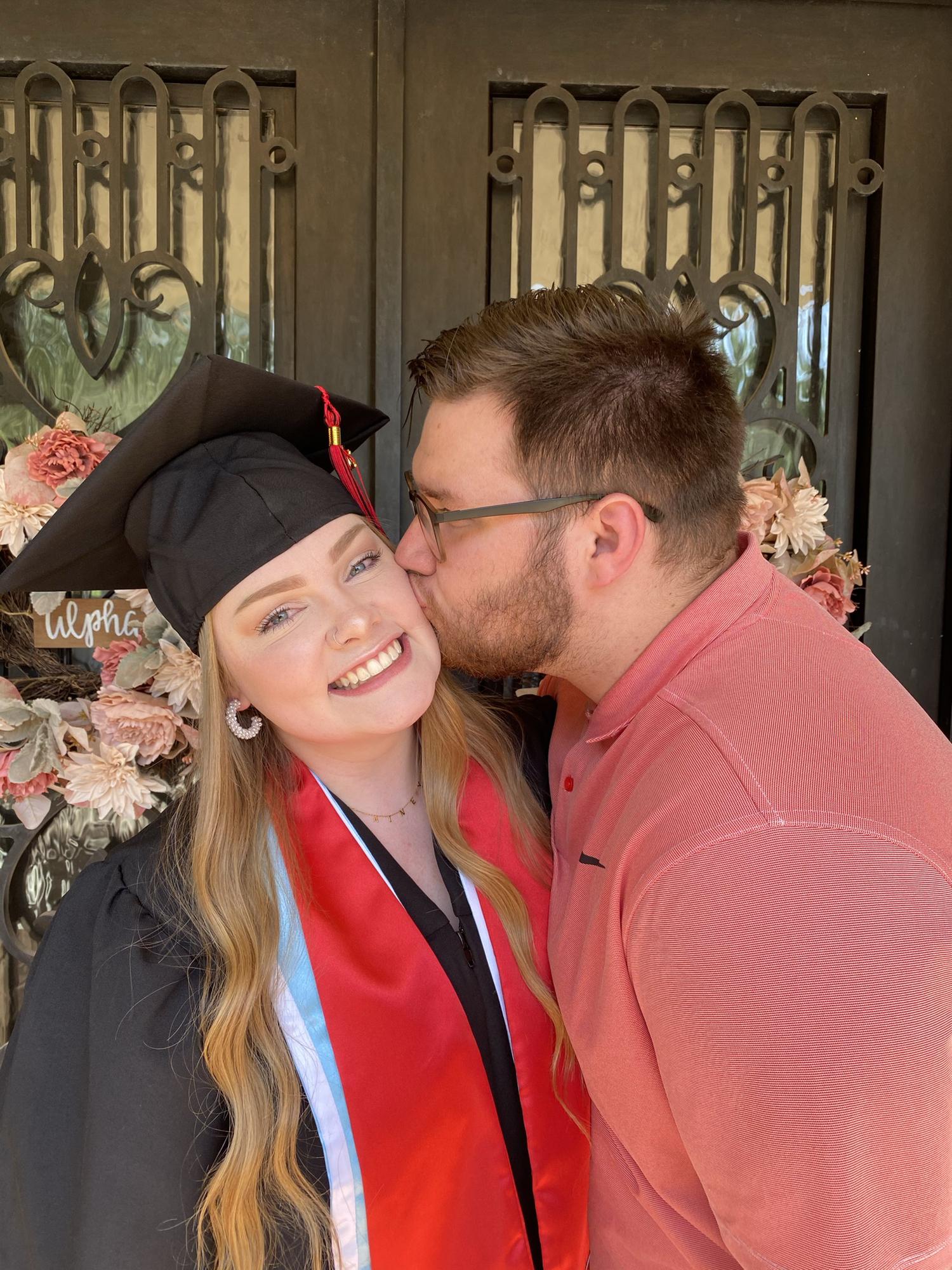 Lainey's "make-up" graduation ... 2021 (but class of 2020!)