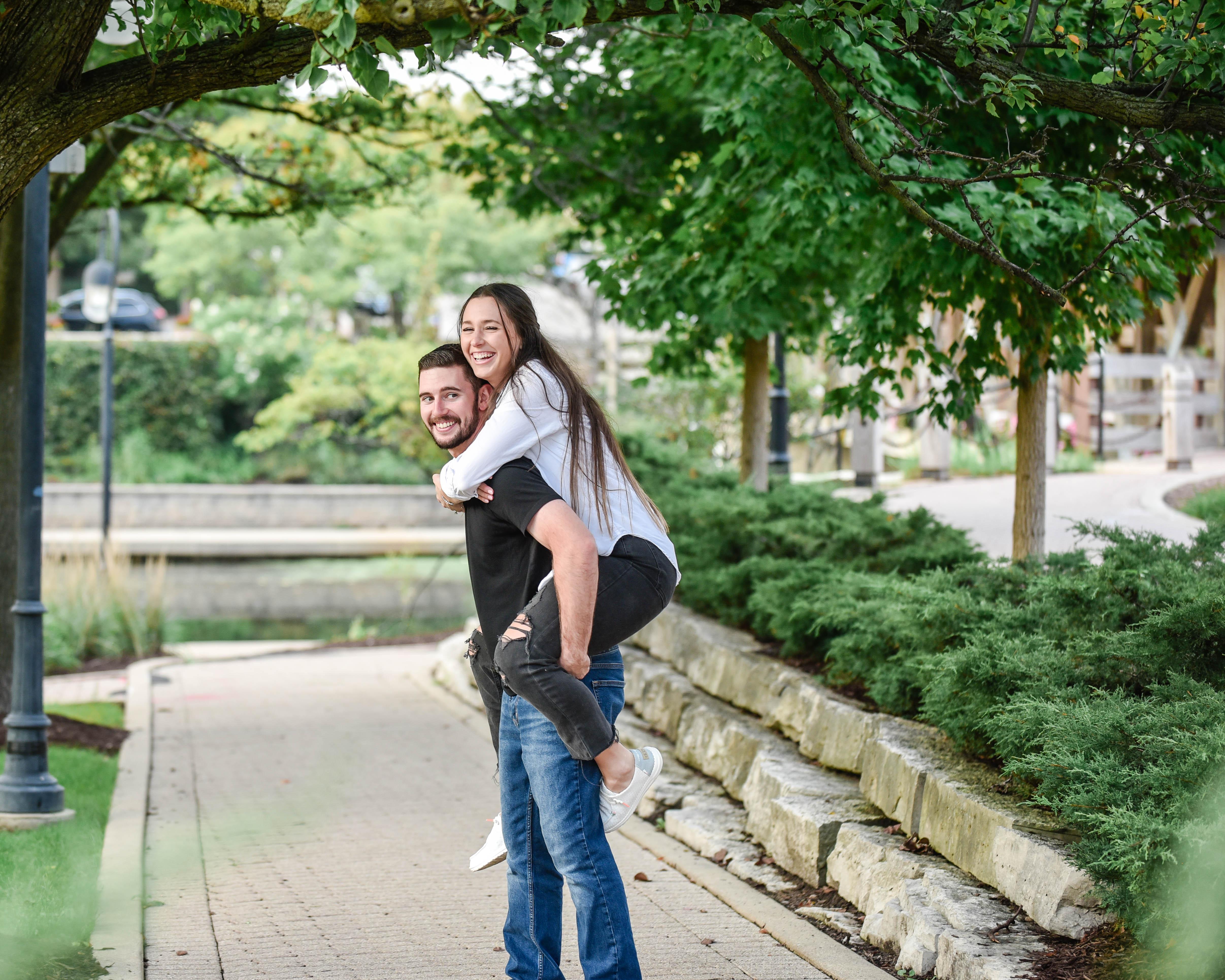 The Wedding Website of Lauren Hogue and David Nuskiewicz